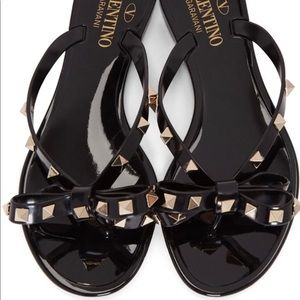 VALENTINO GARAVANI Rockstud Jelly Thong